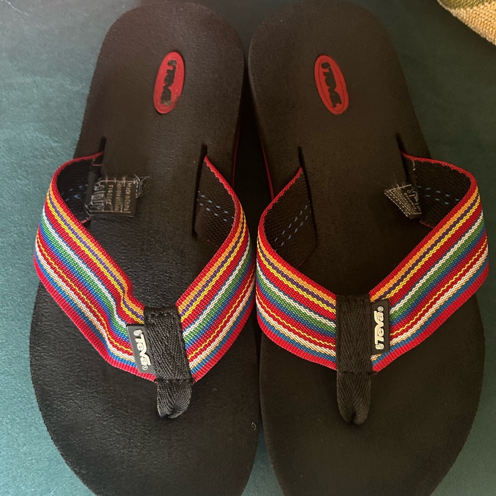 Teva flip flops sz 7